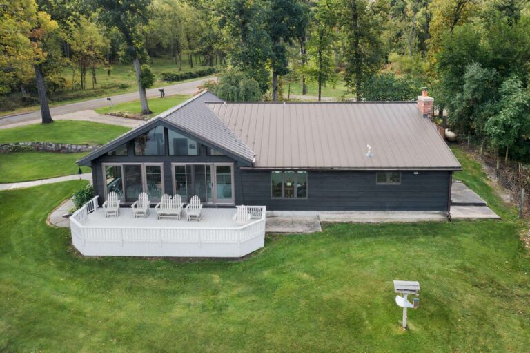 Lake home standing seam